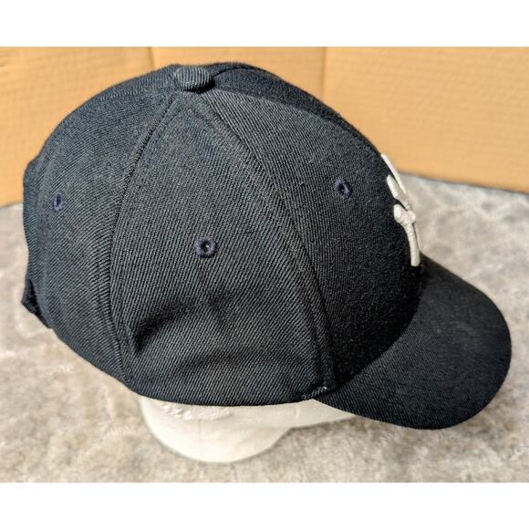 Nike New York Yankees Ball Cap MENS OSFA MLB Headwear black windproof strapback - Picture 5 of 9